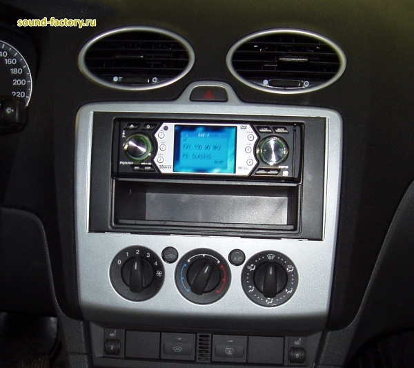 Уставновка: Автомагнитола в Ford Focus II Установка: Автомагнитола в Ford Focus II